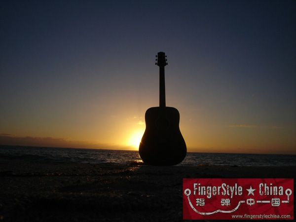 sunset-guitar[1].jpg